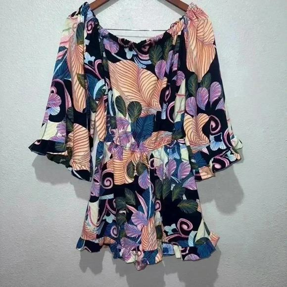 Be by Cheetah B / Off The Shoulder Floral Romper Ruffle Hem / Size 8! - Picture 9 of 14